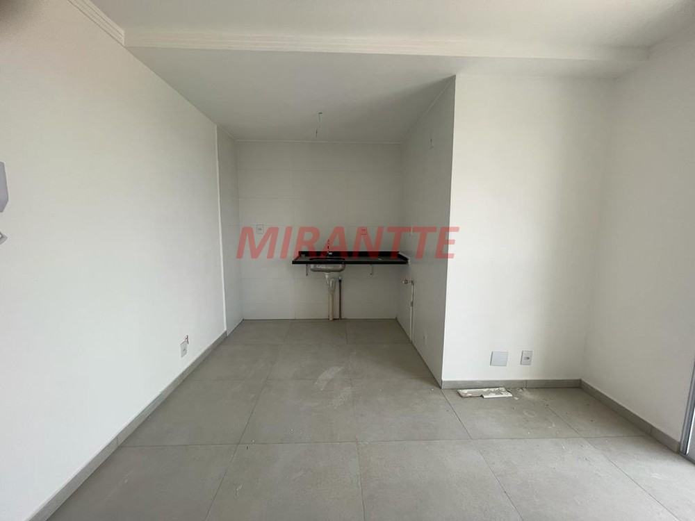 Apartamento de 45m² com 2 quartos em Vila Ré