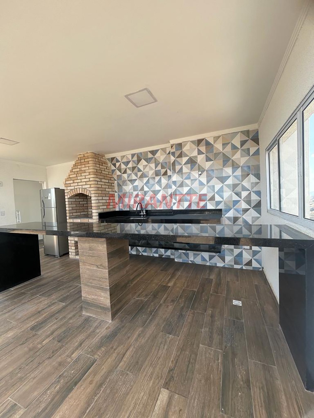 Apartamento de 45m² com 2 quartos em Vila Ré