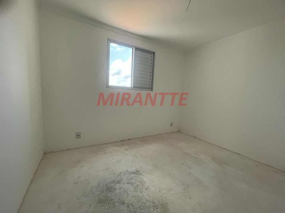 Apartamento de 49m² com 2 quartos em Vila Ré