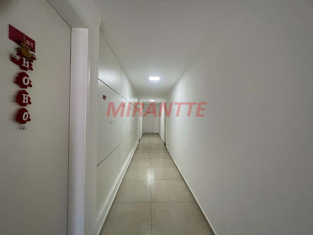 Apartamento de 49m² com 2 quartos em Vila Ré