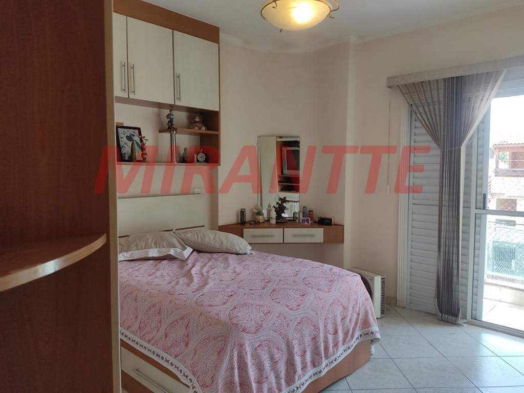 Sobrado de 241m² com 3 quartos em Vila Isolina Mazzei