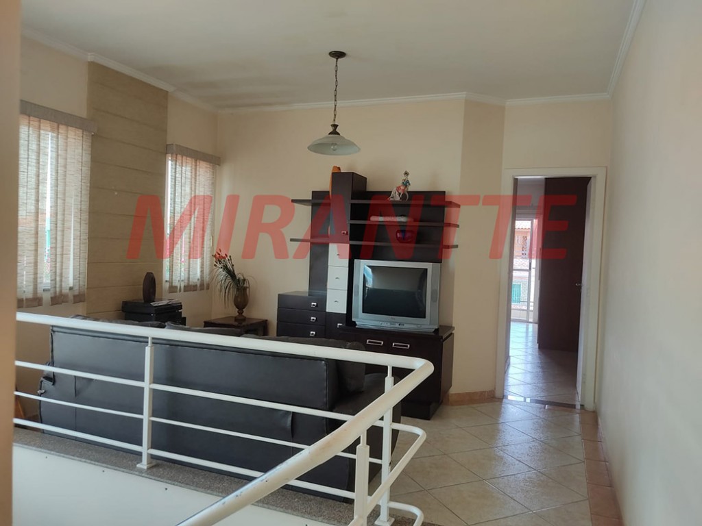 Sobrado de 241m² com 3 quartos em Vila Isolina Mazzei