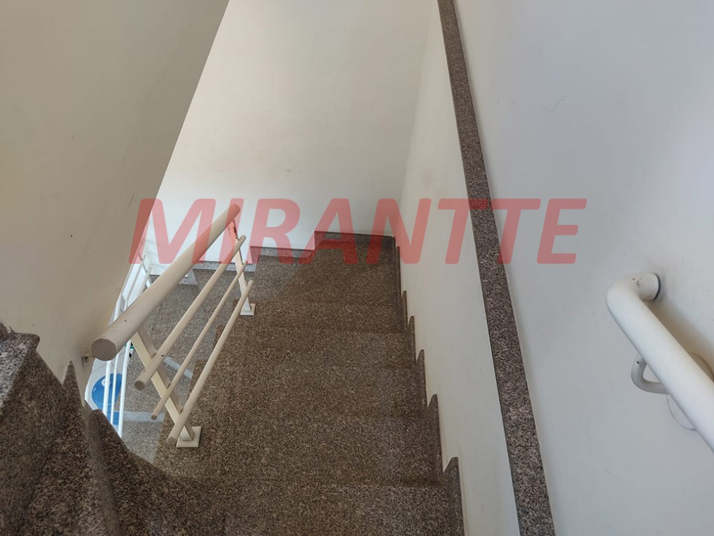 Sobrado de 241m² com 3 quartos em Vila Isolina Mazzei