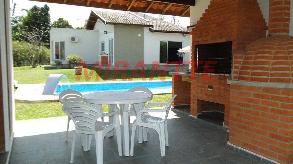 Casa terrea de 377m² com 4 quartos em Centro
