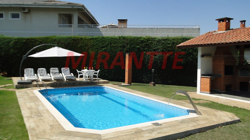Casa terrea de 377m² com 4 quartos em Centro