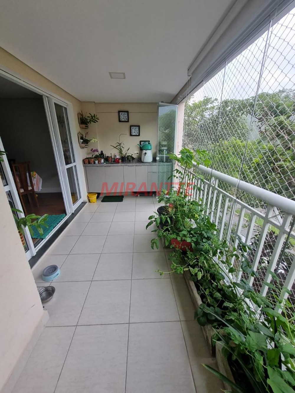 Apartamento de 120m² com 3 quartos em Parque Itaguaçu