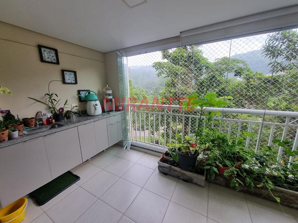 Apartamento de 120m² com 3 quartos em Parque Itaguaçu