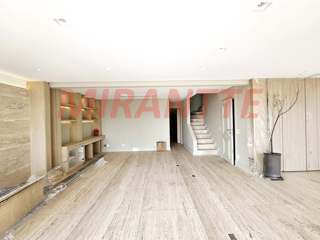 Cobertura de 420m² com 4 quartos em Vila Nova Conceição