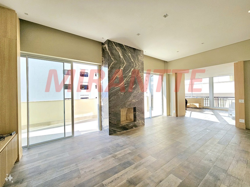 Cobertura de 420m² com 4 quartos em Vila Nova Conceição
