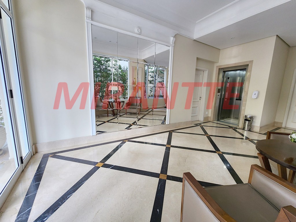 Cobertura de 420m² com 4 quartos em Vila Nova Conceição
