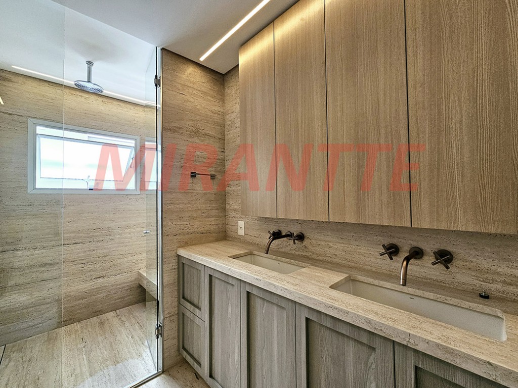 Cobertura de 420m² com 4 quartos em Vila Nova Conceição