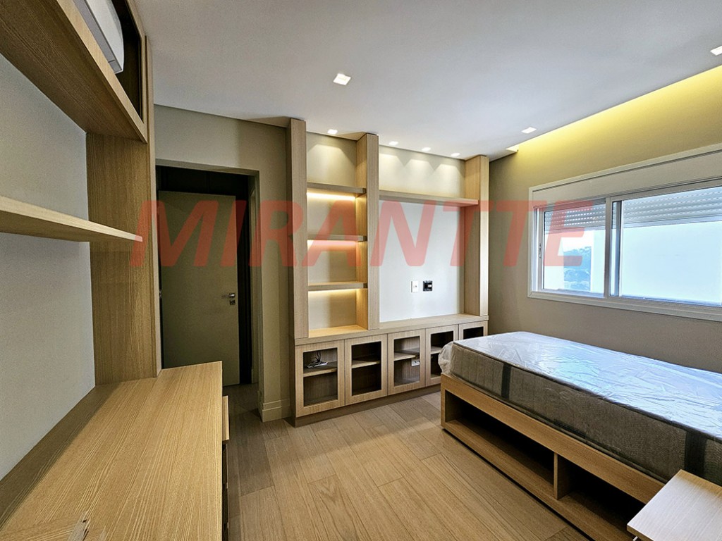 Cobertura de 420m² com 4 quartos em Vila Nova Conceição