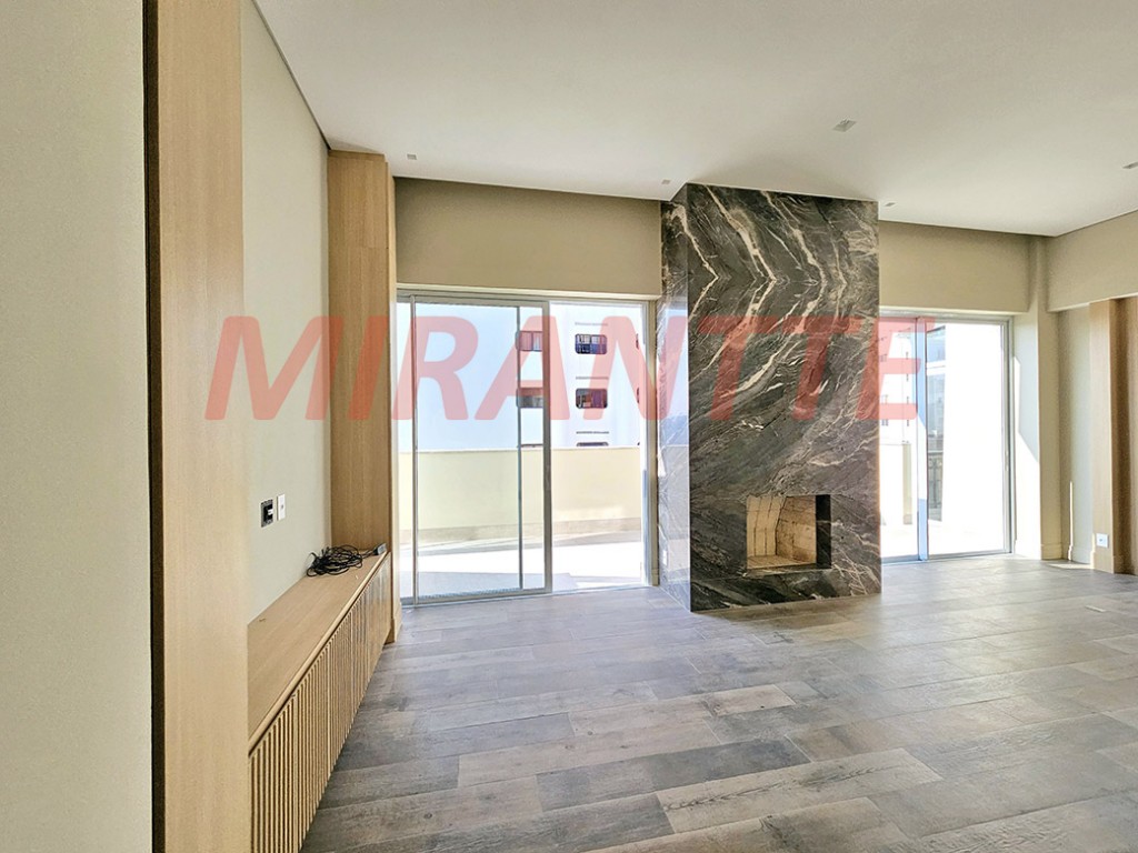 Cobertura de 420m² com 4 quartos em Vila Nova Conceição