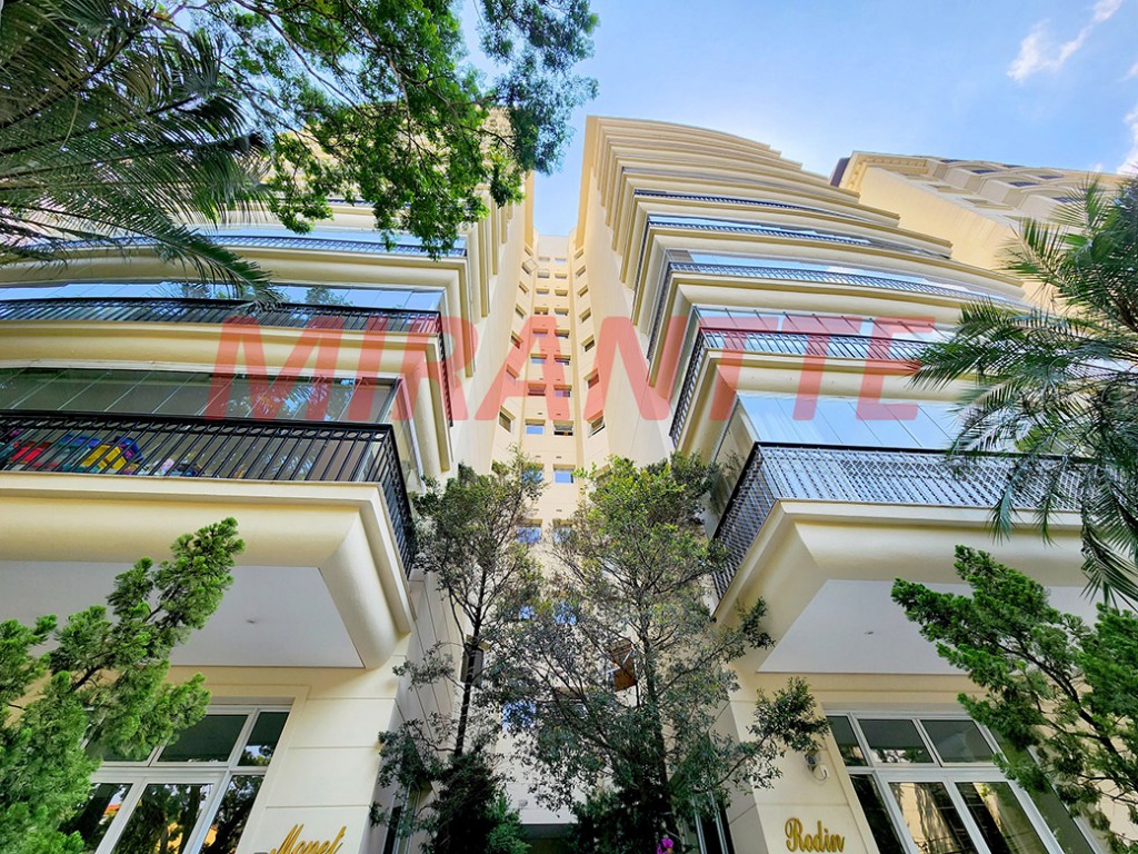Cobertura de 420m² com 4 quartos em Vila Nova Conceição