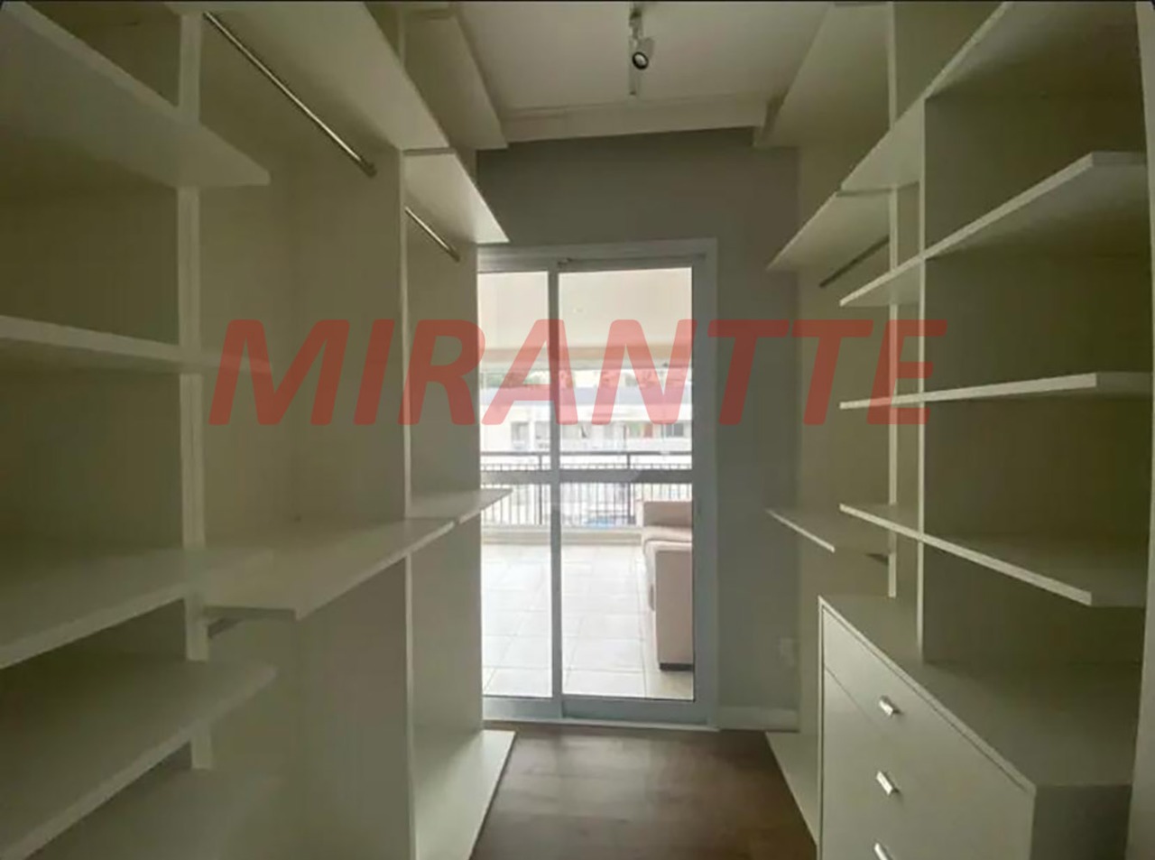 Apartamento de 93m² com 2 quartos em Santana