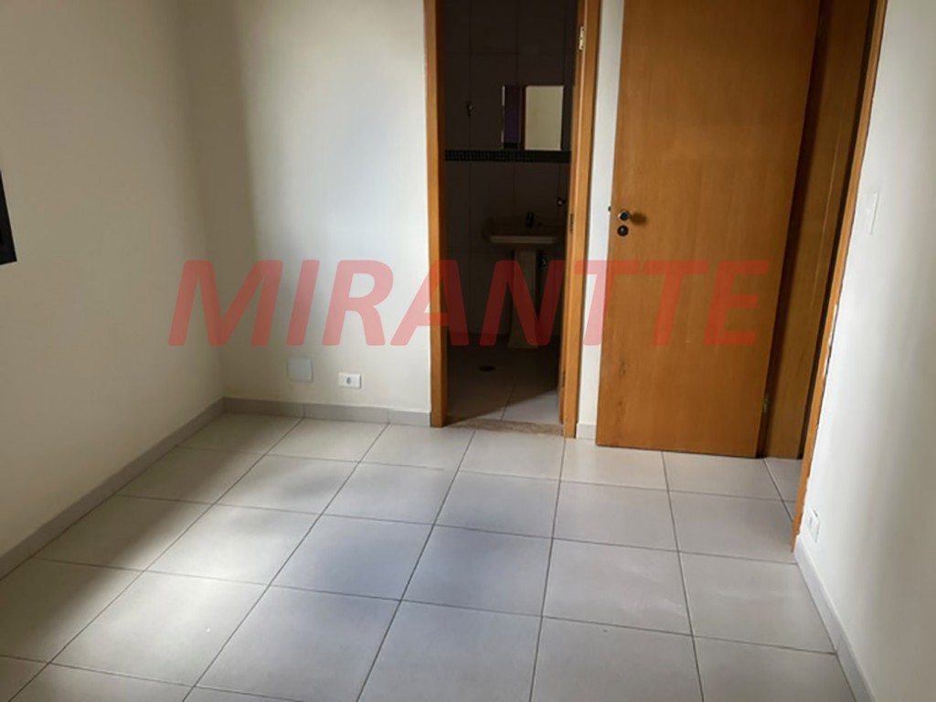 Apartamento de 80m² com 2 quartos em Água Fria