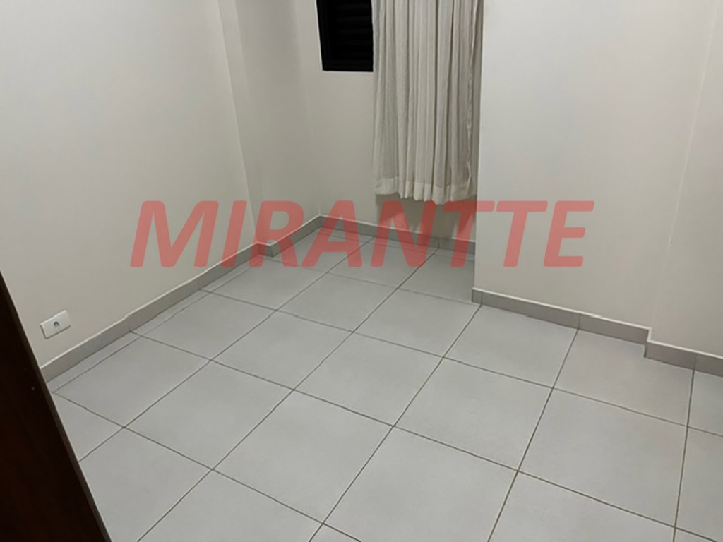 Apartamento de 80m² com 2 quartos em Água Fria