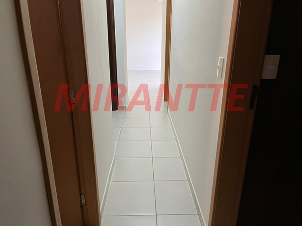 Apartamento de 80m² com 2 quartos em Água Fria
