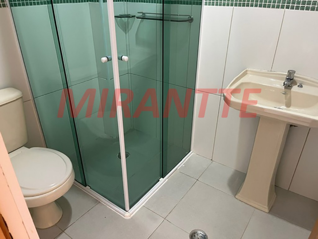 Apartamento de 80m² com 2 quartos em Água Fria