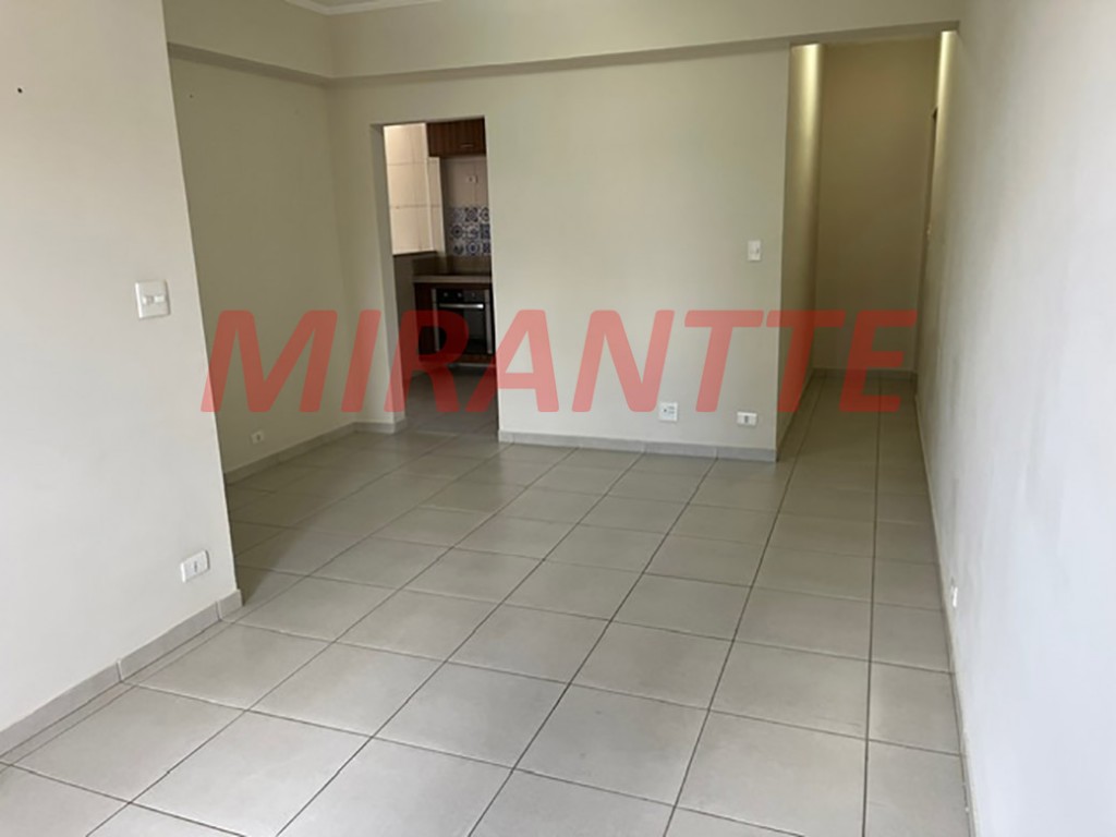 Apartamento de 80m² com 2 quartos em Água Fria