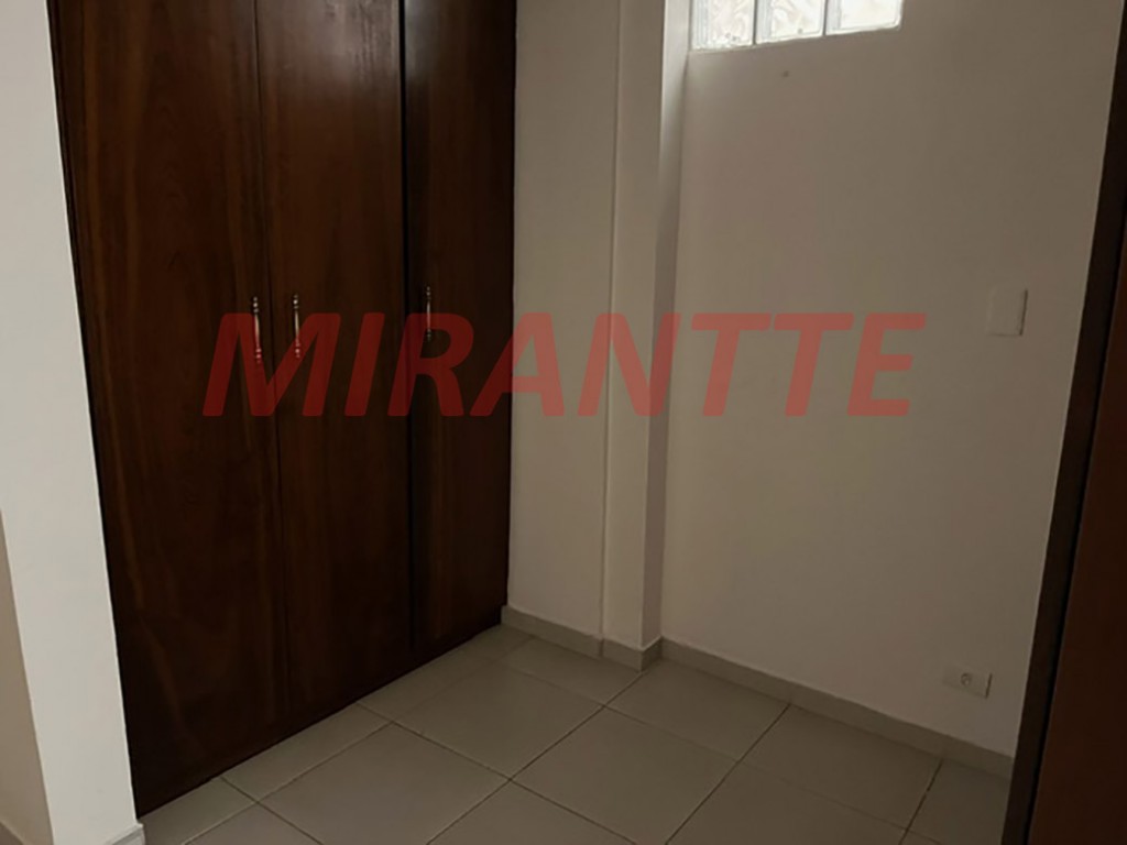 Apartamento de 80m² com 2 quartos em Água Fria