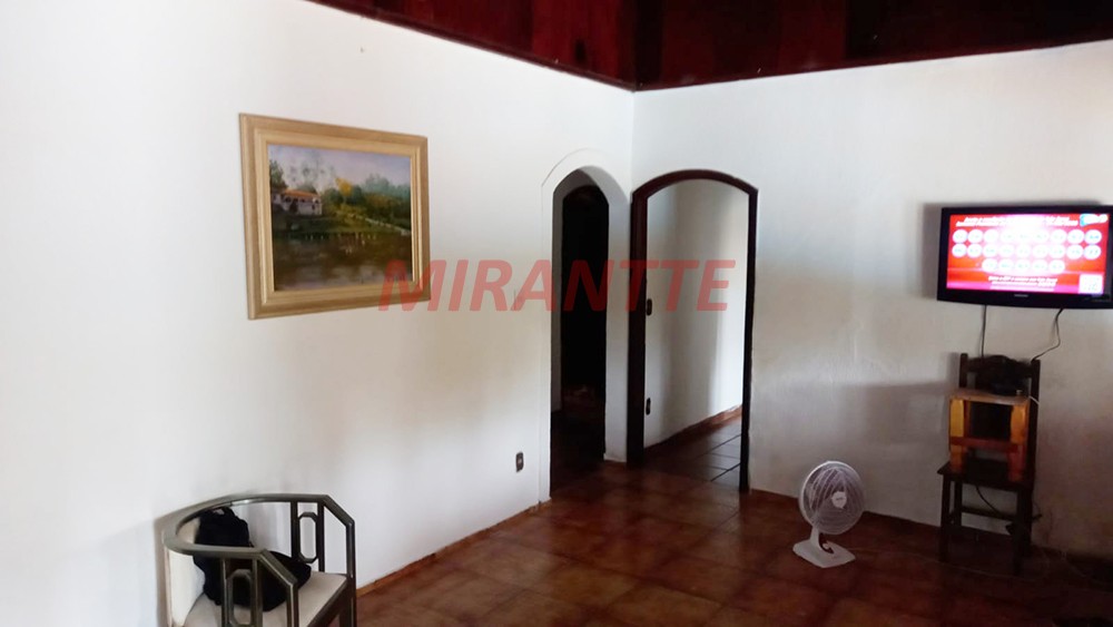 ChÁcara de 1200m² com 10 quartos em Centro