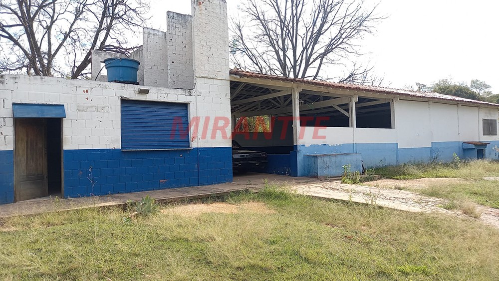 ChÁcara de 1200m² com 10 quartos em Centro