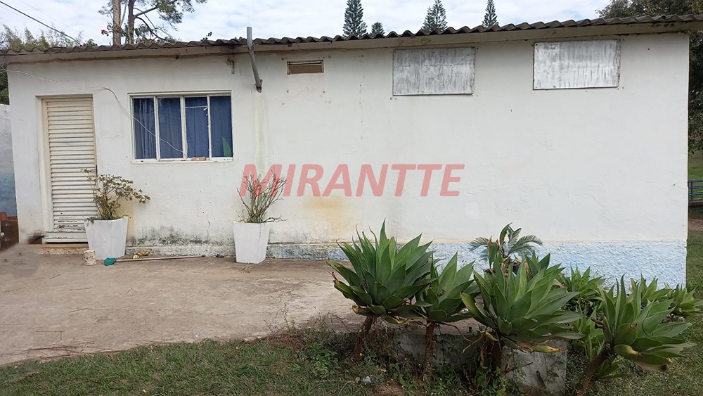 ChÁcara de 1200m² com 10 quartos em Centro