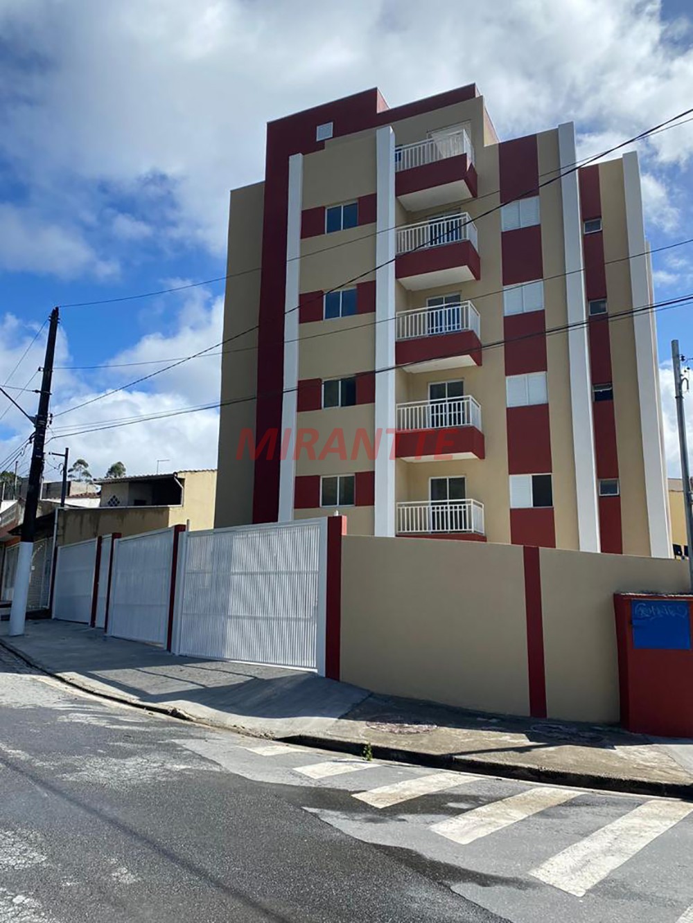 Apartamento de 53m² com 2 quartos em Suísso