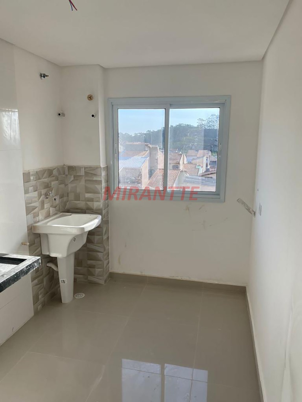 Apartamento de 53m² com 2 quartos em Suísso