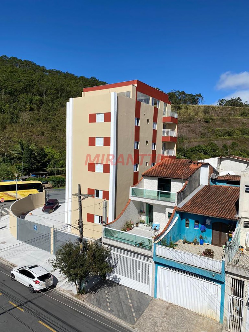 Apartamento de 53m² com 2 quartos em Suísso