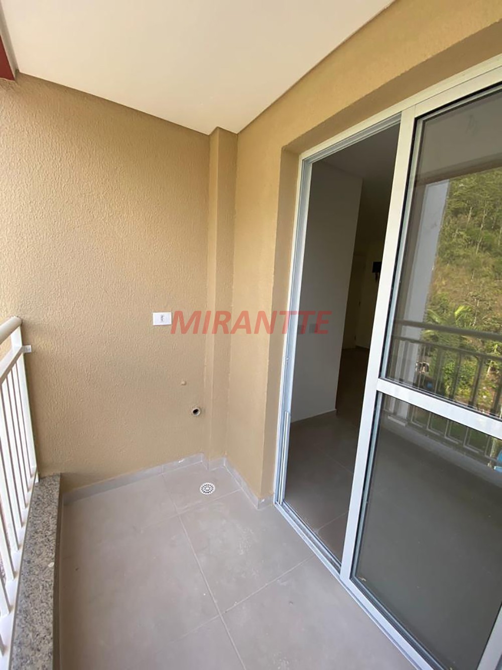 Apartamento de 53m² com 2 quartos em Suísso