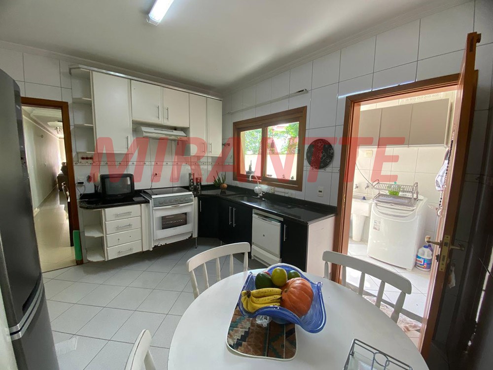 Sobrado de 170m² com 3 quartos em Palmas Do Tremembé