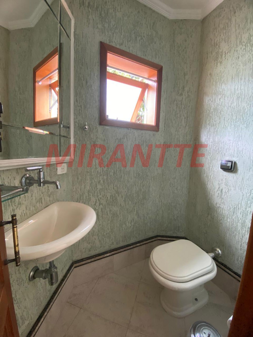 Sobrado de 170m² com 3 quartos em Palmas Do Tremembé