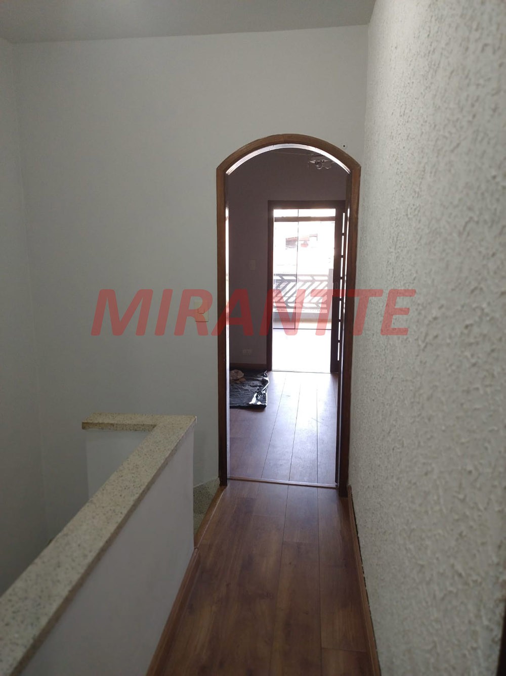 Sobrado de 240m² com 4 quartos em Conjunto Residencial Santa Terezinha