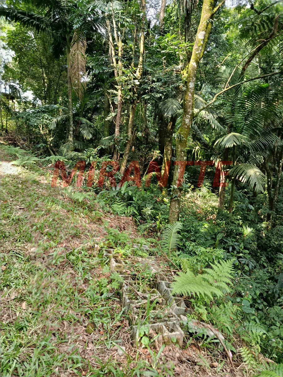 Terreno de 1089m² em Serra Da Cantareira