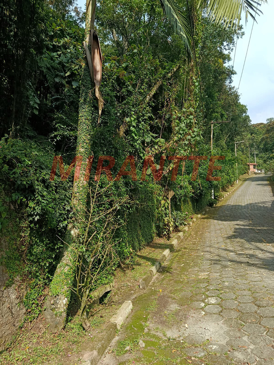 Terreno de 1089m² em Serra Da Cantareira