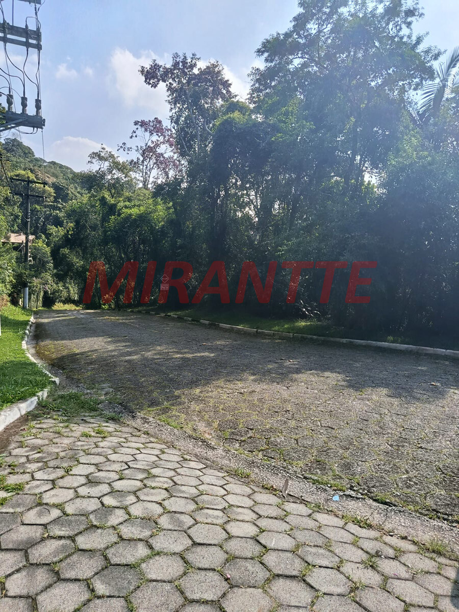 Terreno de 1089m² em Serra Da Cantareira