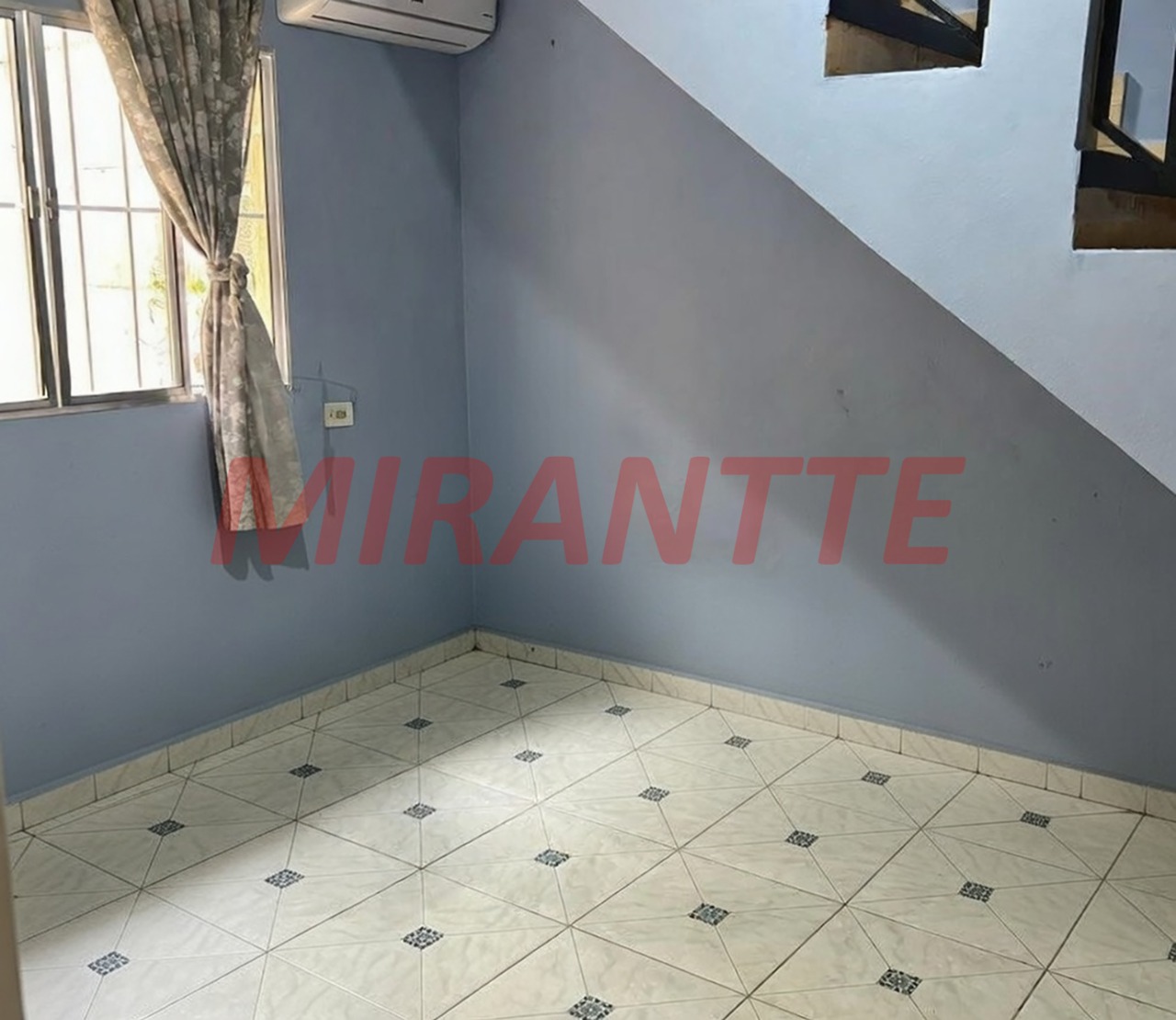 Sobrado de 200m² com 2 quartos em Jardim Guançã