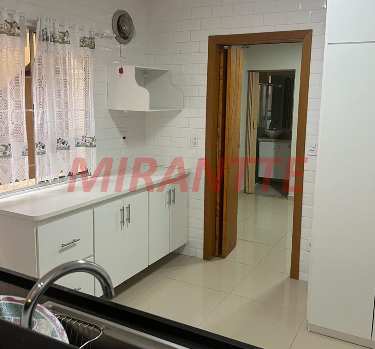 Sobrado de 200m² com 2 quartos em Jardim Guançã