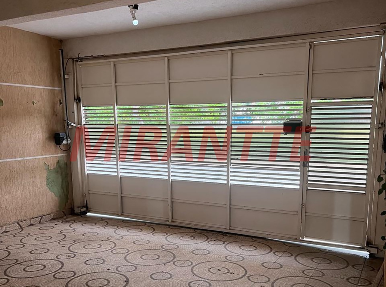 Sobrado de 200m² com 2 quartos em Jardim Guançã
