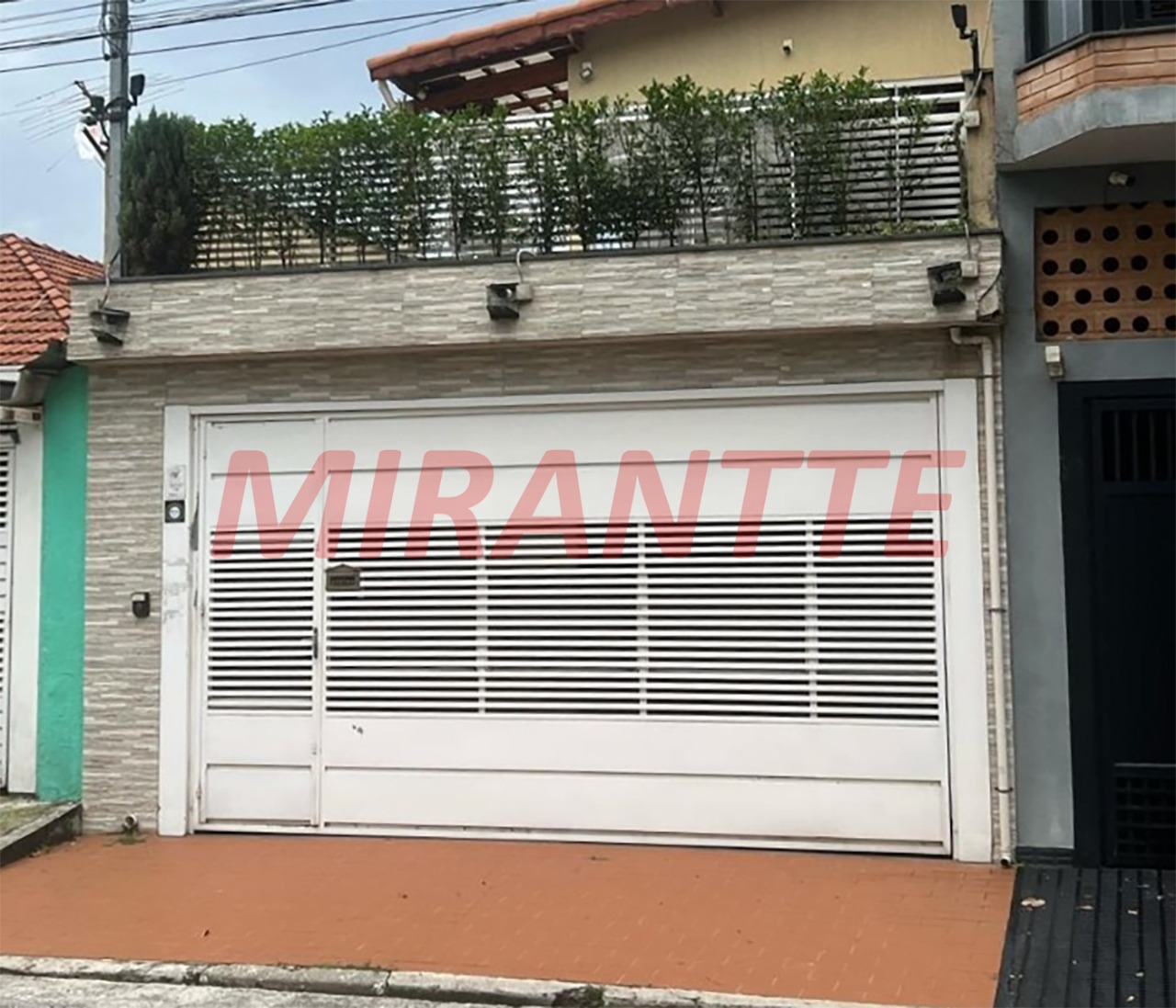 Sobrado de 200m² com 2 quartos em Jardim Guançã