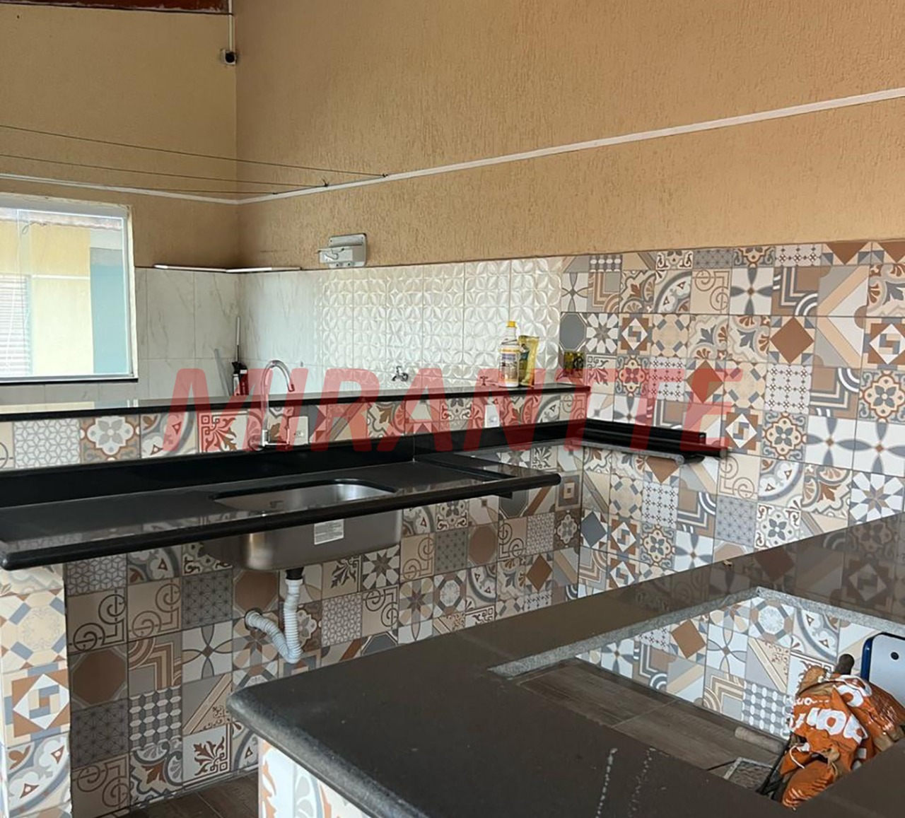 Sobrado de 200m² com 2 quartos em Jardim Guançã