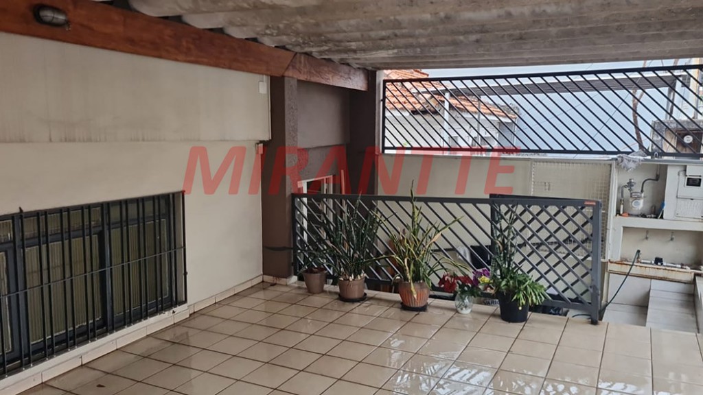 Sobrado de 130m² com 3 quartos em Vila Ester