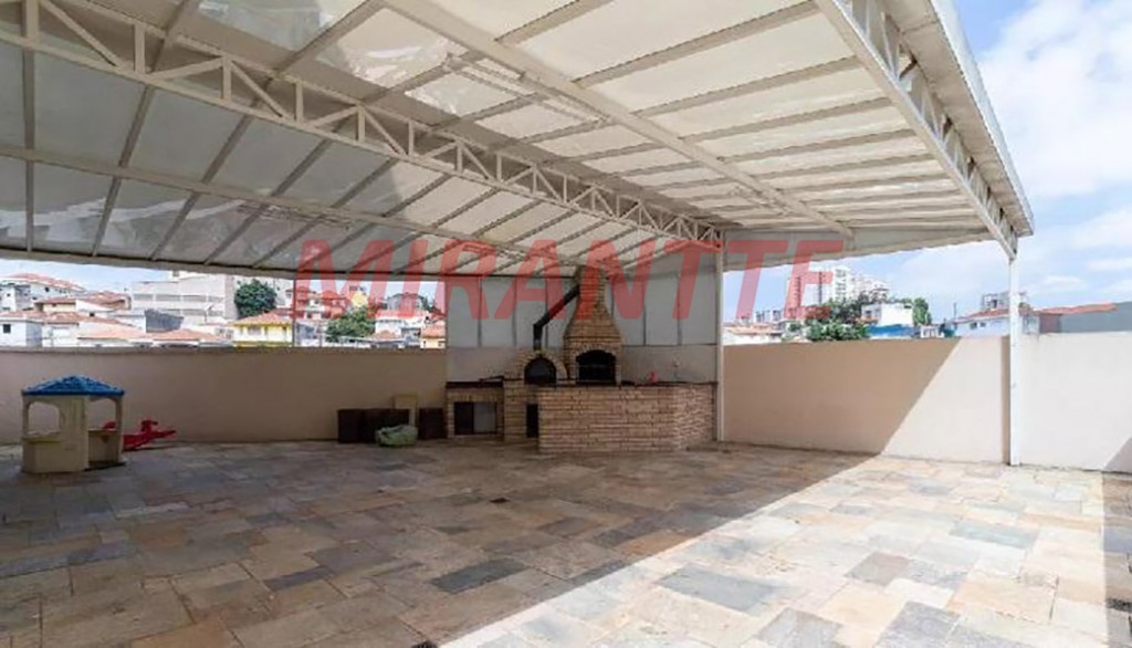Apartamento de 50m² com 2 quartos em Santa Teresinha