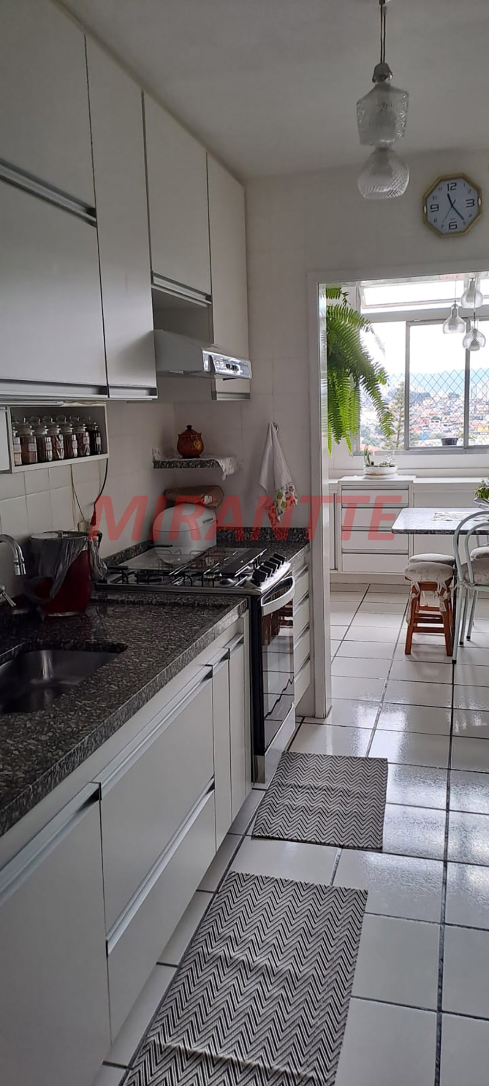 Apartamento de 90m² com 3 quartos em Limão