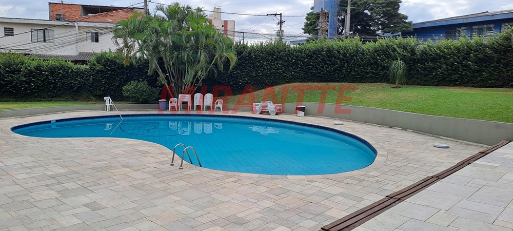 Apartamento de 90m² com 3 quartos em Limão