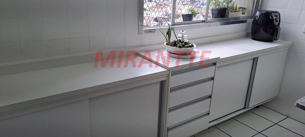 Apartamento de 90m² com 3 quartos em Limão