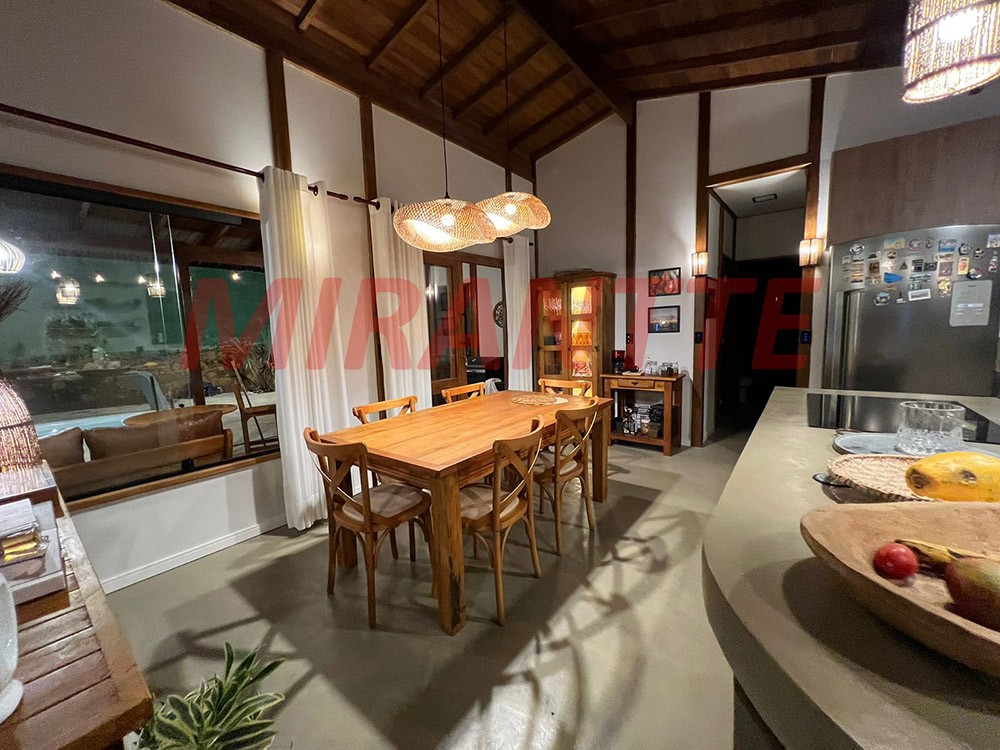 Casa terrea de 170m² com 3 quartos em Serra da Cantareira