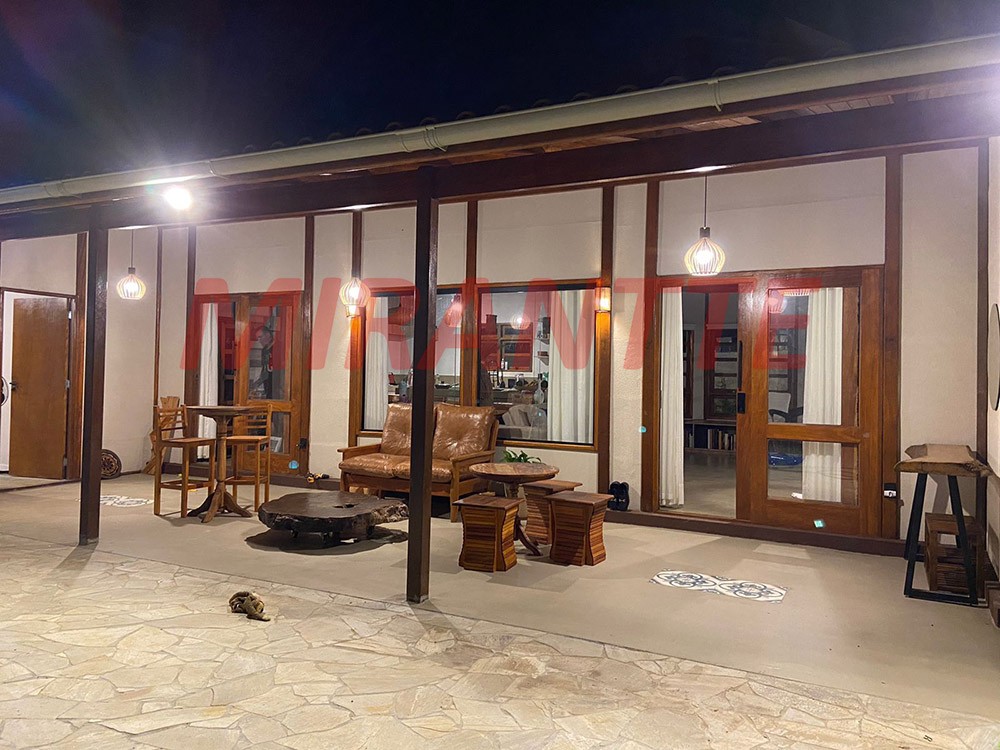Casa terrea de 170m² com 3 quartos em Serra da Cantareira